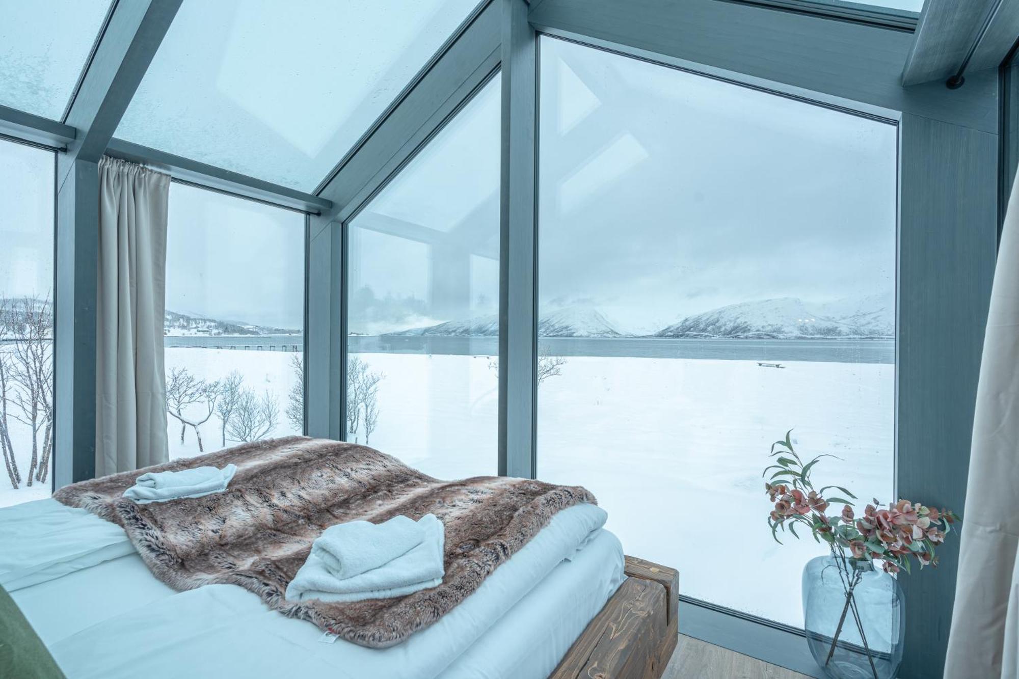 Aera - Glass Cabins Tromsø Exteriör bild